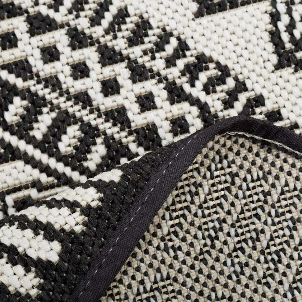 48695690 DYWAN PIATTO KOŁO 120