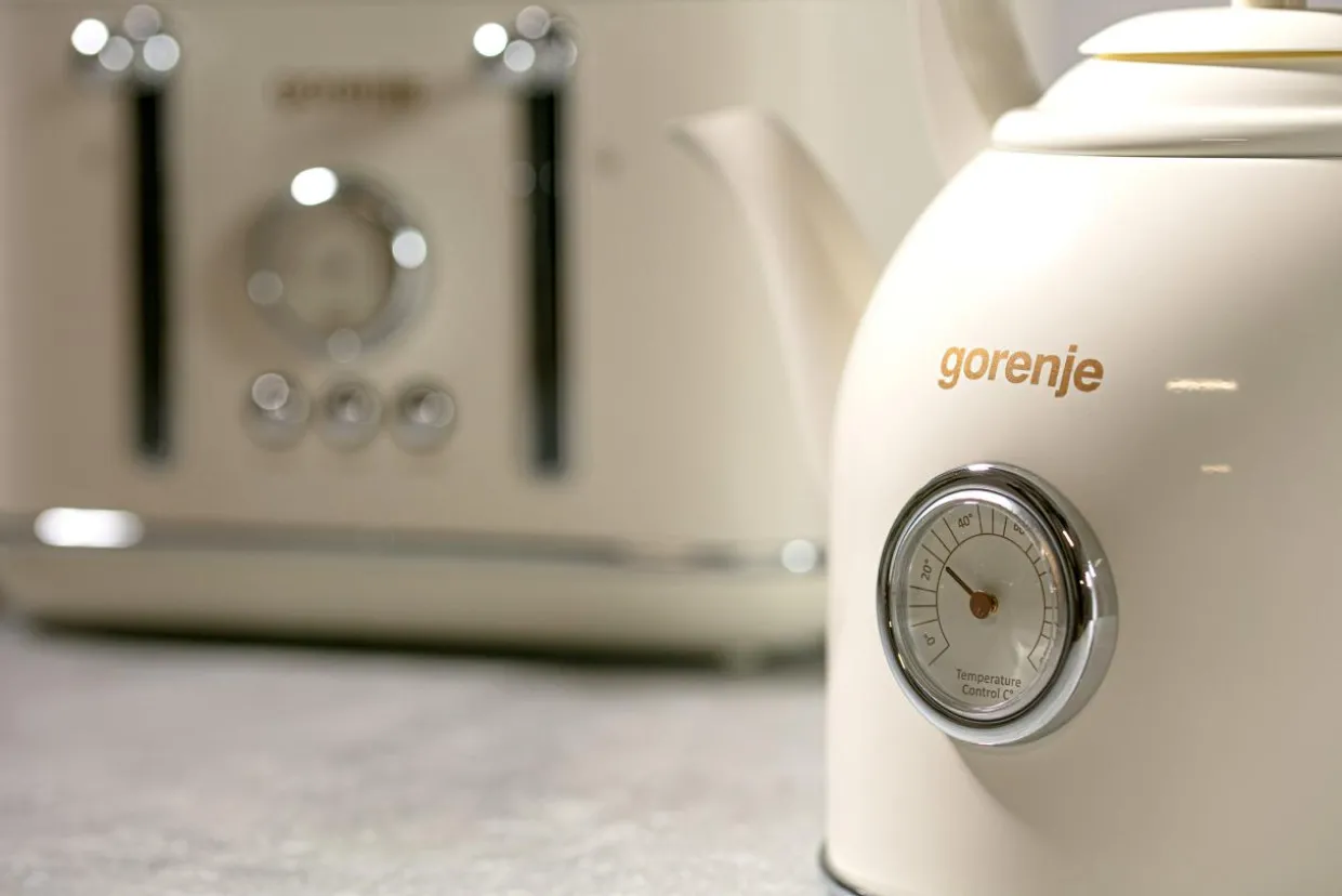 Czajnik elektryczny GORENJE CLASSICO beż K17CLIN