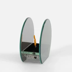 Dekoracja LED przydymione szkło KOMINEK 9x5x11 cm