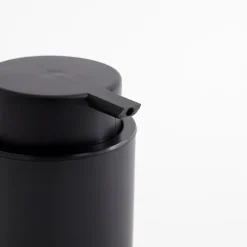 Dozownik na mydło czarny