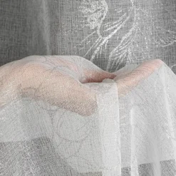 Firana w kwiaty biało-srebrna ANITA 140x270 cm