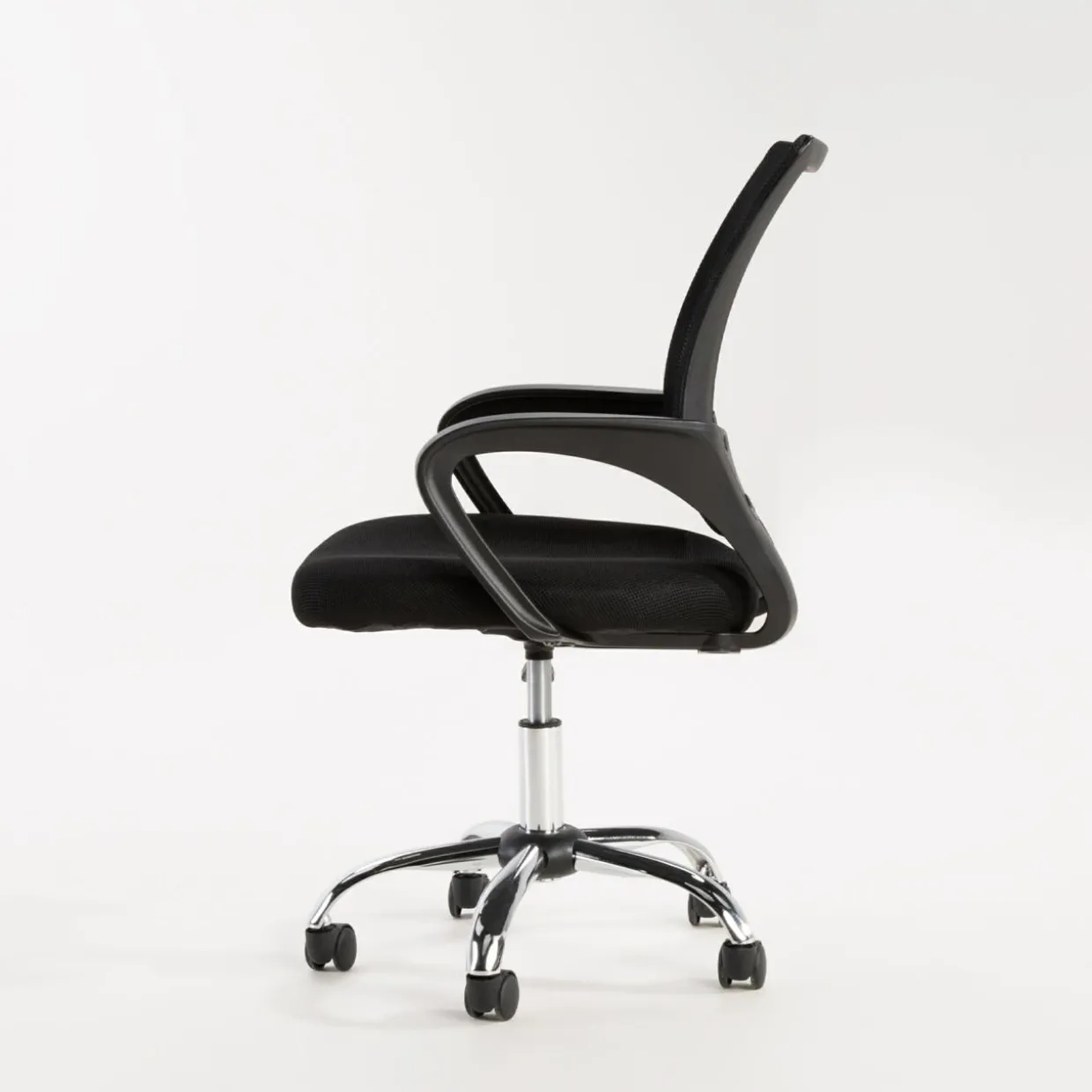 Fotel biurowy czarny SANODT