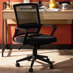 Fotel biurowy czarny UUBI