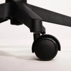 Fotel biurowy czarny UUBI