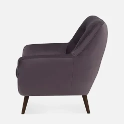Fotel na drewnianych nogach fioletowy SCANDI