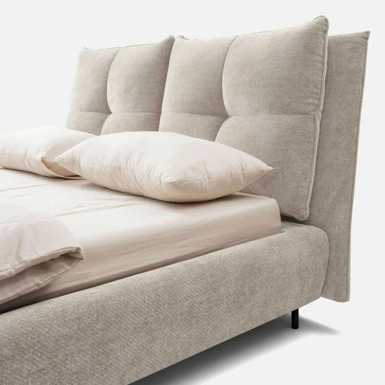 Łóżko tapicerowane beżowe AURA 160x200 cm