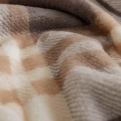 Koc w szkocką kratę beżowy TYLOR 150x200 cm