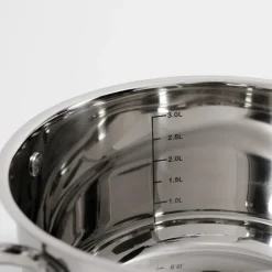 Komplet 5 garnków z zestawem tarek 14 el.