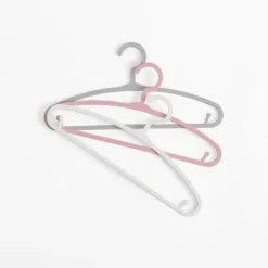 Komplet 6 wieszaków dziecięcych różowych