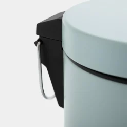 Kosz na śmieci z pedałem miętowy 3 l