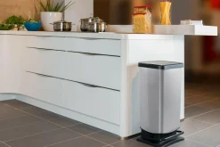 Kosz na śmieci z pedałem PASO 40 l