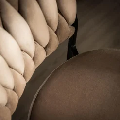 Krzesło barowe na czarnych nogach szarobeżowe LIANA