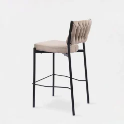 Krzesło barowe na czarnych nogach szarobeżowe LIANA