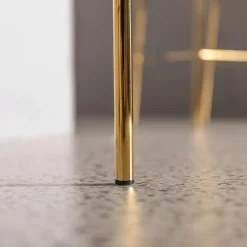 Krzesło barowe na złotych nogach różowe LIANA