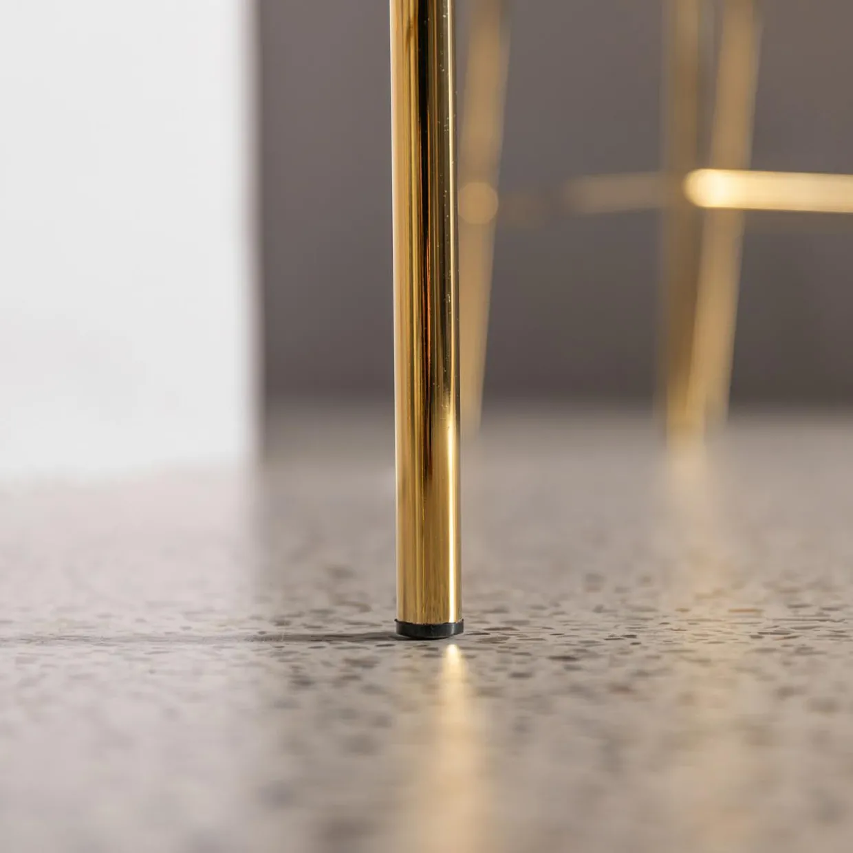 Krzesło barowe na złotych nogach zielone LIANA