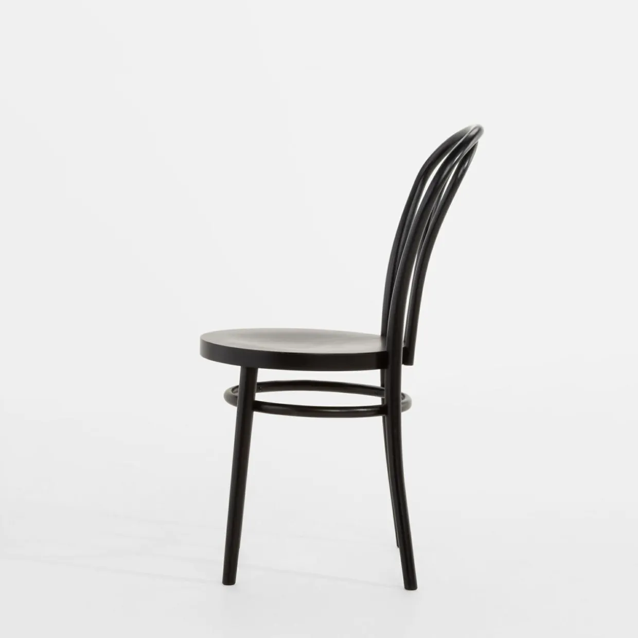 Krzesło drewniane czarne CARLO