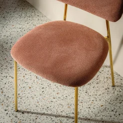 Krzesło tapicerowane różowe ERMENIO