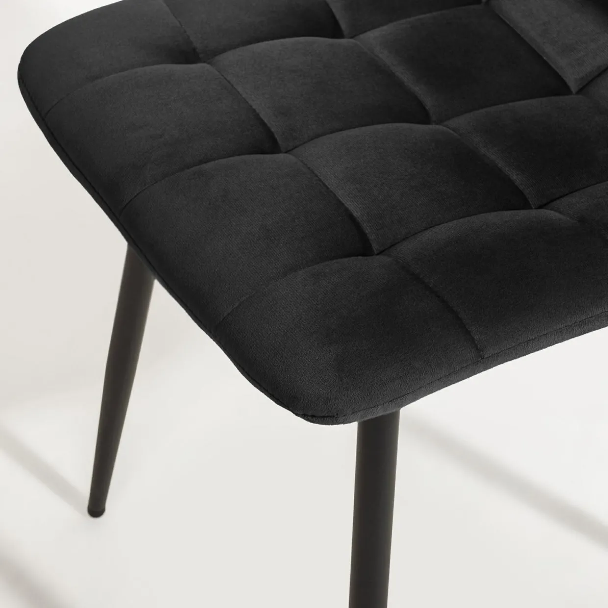 Krzesło welurowe czarne ABADA