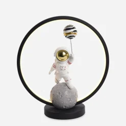 Lampa stołowa dekoracyjna LED ASTRONAUTA z balonem