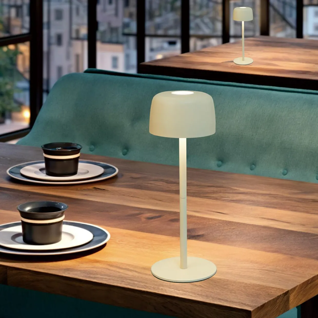 Lampa stołowa LED IP44 zielona POCO