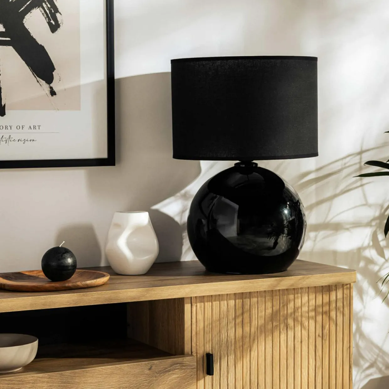Lampa stołowa nocna czarna PALLA