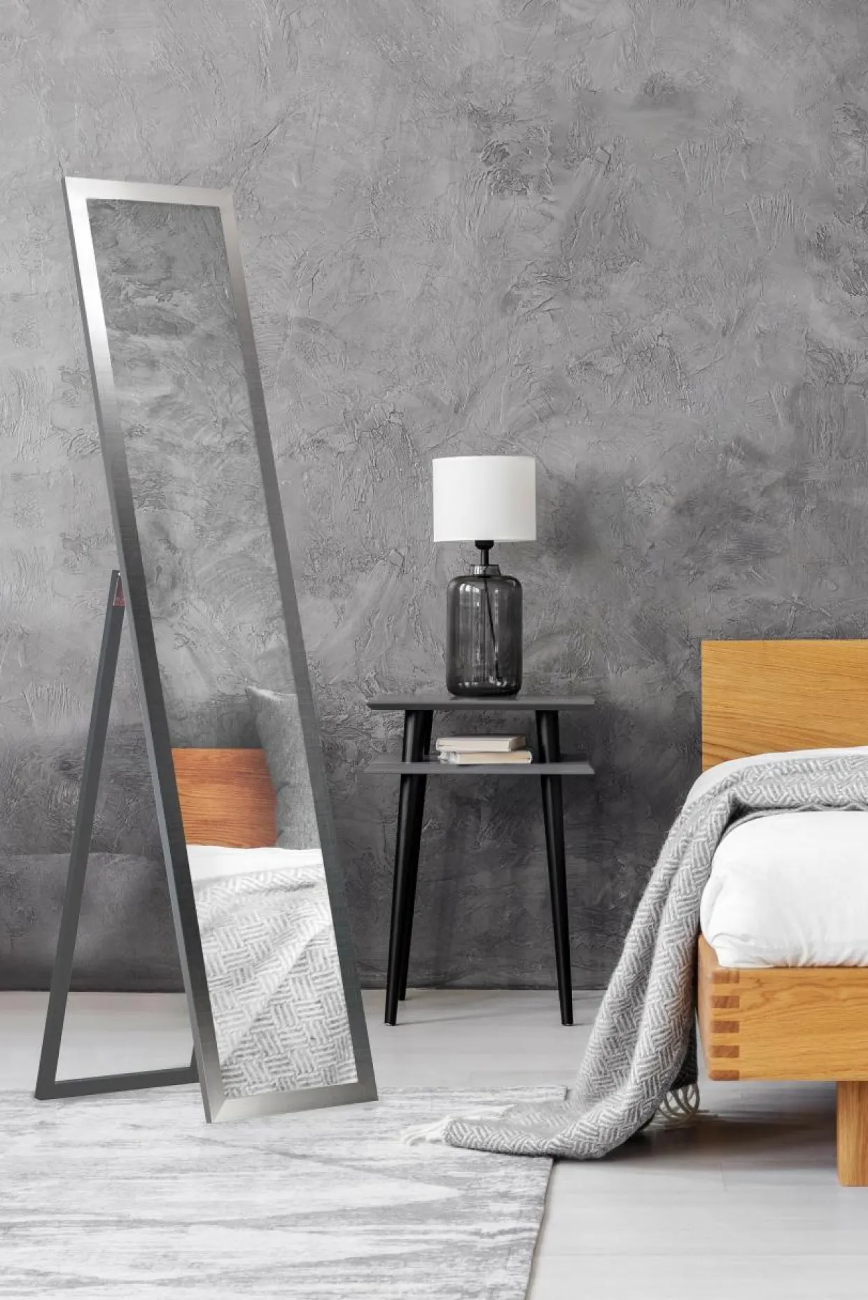 Lustro stojące w srebrnej ramie SLIM 40x160 cm