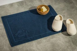 Mata łazienkowa STOPKI granat 50x70 cm