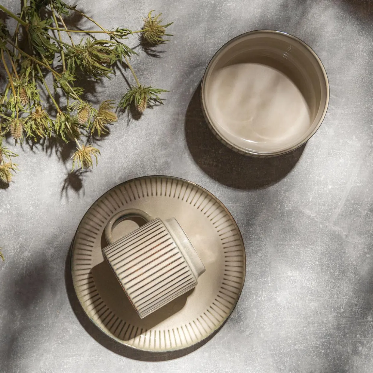 Miska ceramiczna AUREA 760 ml