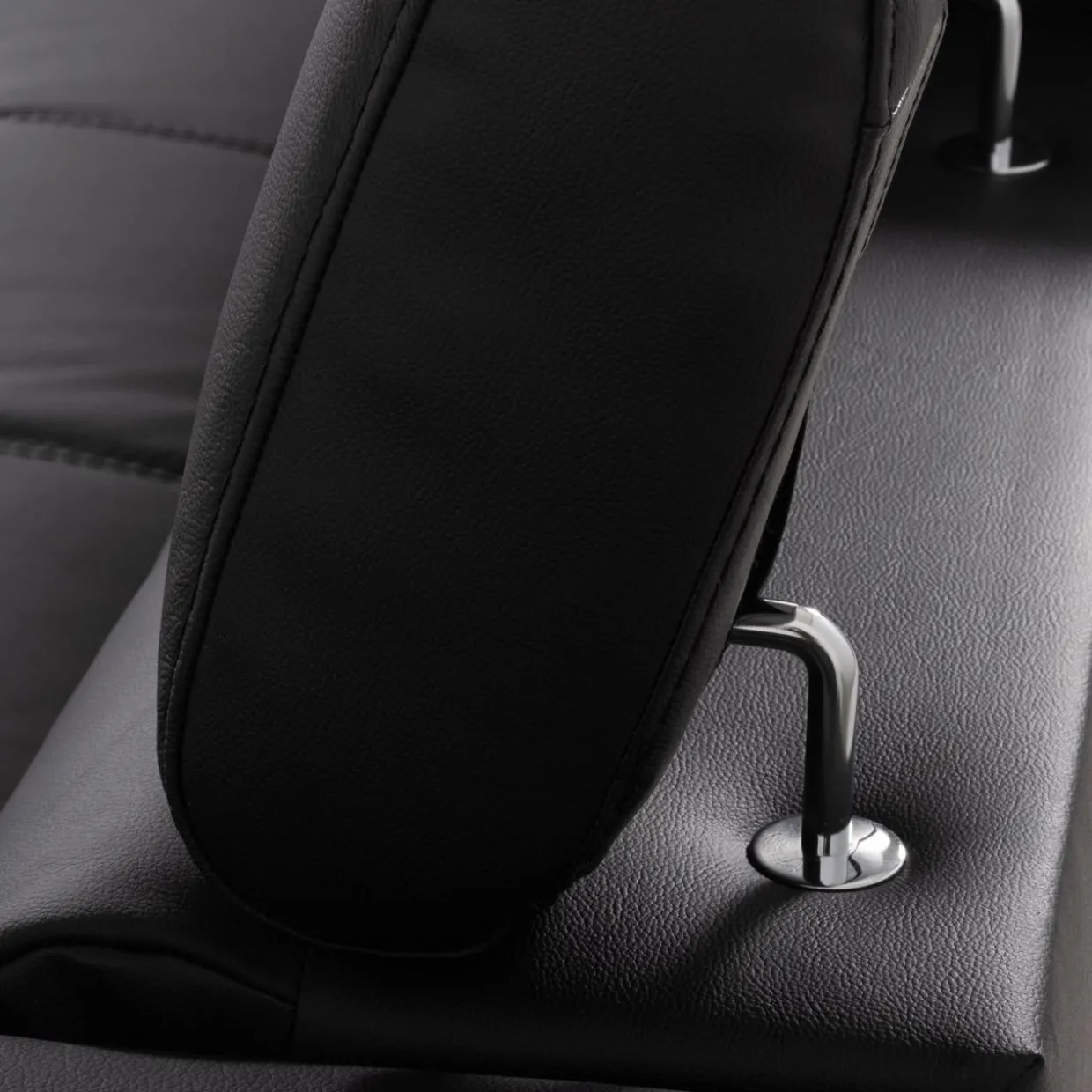 Narożnik rozkładany z regulowanymi zagłówkami czarny TORINO lewy