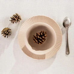 Obrus do jadalni kremowy MILANI 140x220 cm