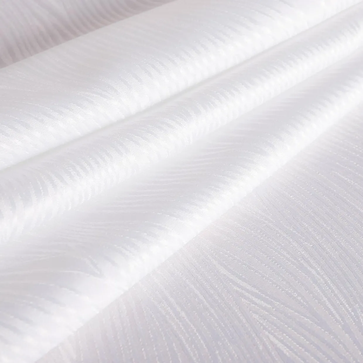 Obrus kremowy w falowane linie WAVES 140x280 cm