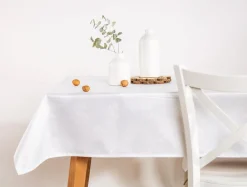 Obrus na stół biały ROSE 140x220 cm