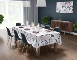 Obrus na stół w kwiaty 140x220 cm
