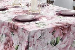 Obrus w różowe kwiaty 110x160 cm
