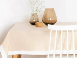 Obrus z listwą beżowo-biały CADRE 110x160 cm