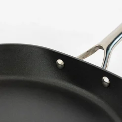 Patelnia na indukcję czarna QUADRATO 30 cm