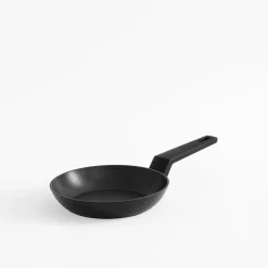 Patelnia na indukcję czarna OLIO 20 cm