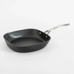 Patelnia na indukcję czarna QUADRATO 26 cm