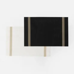 Podkładka na stół czarna w paski 30x45 cm