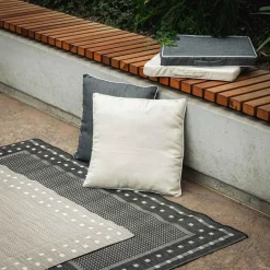 Poduszka dekoracyjna ciemnoszara PIPER 45x45 cm