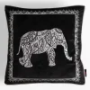 Poszewka ze słoniem czarna DAIRA 45x45 cm