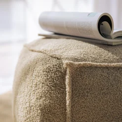 Puf beżowy boucle TASSTI