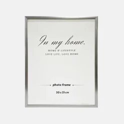 Ramka na zdjęcie 20x25 do salonu srebrna