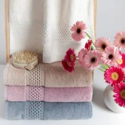 Ręcznik bawełniany ASTI kremowy 70x140 cm