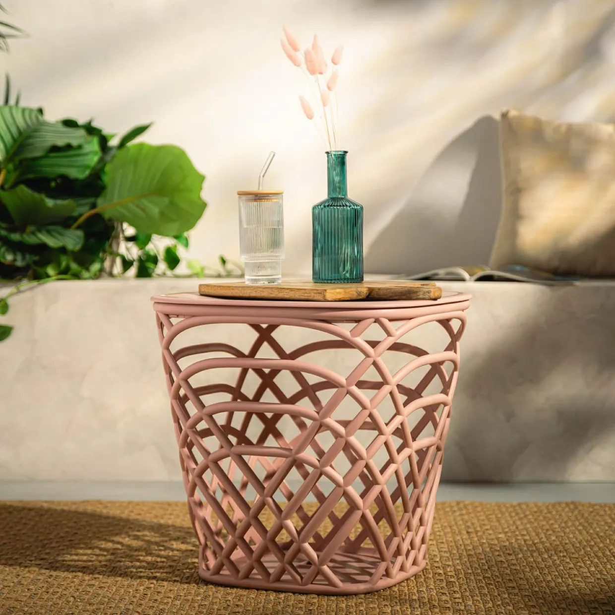 Stolik ogrodowy z pojemnikiem HAMILLO różowy