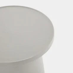 Stolik okrągły jasnoszary URBANTE