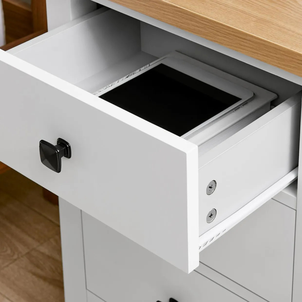 Szafka nocna z 3 szufladami TYLOR