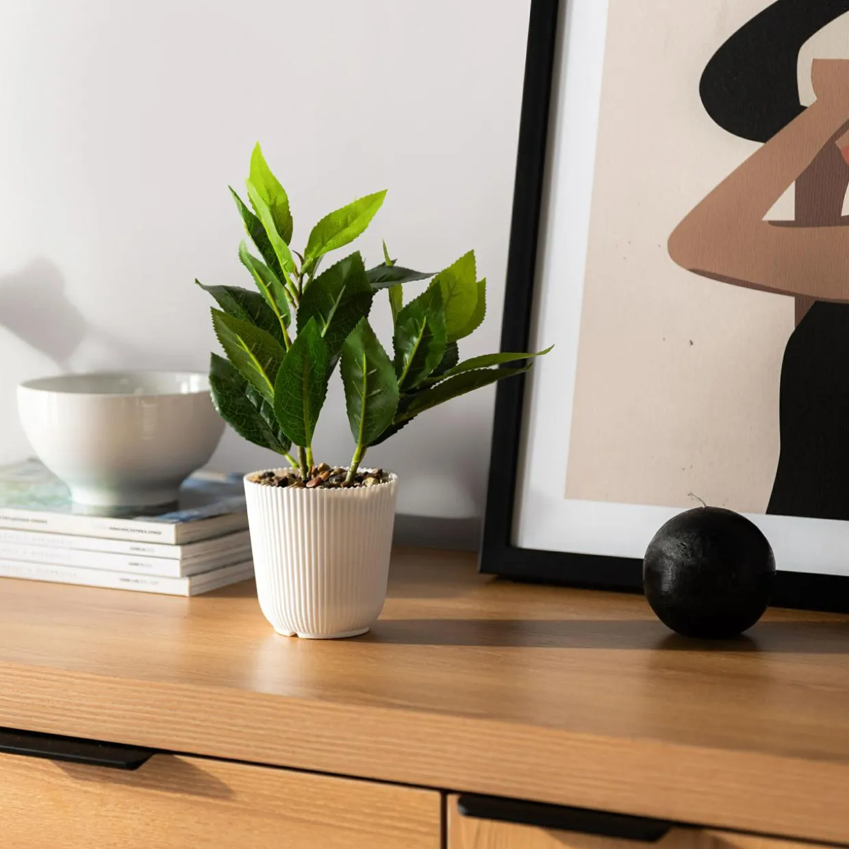 Sztuczny kwiat w doniczce 25 cm