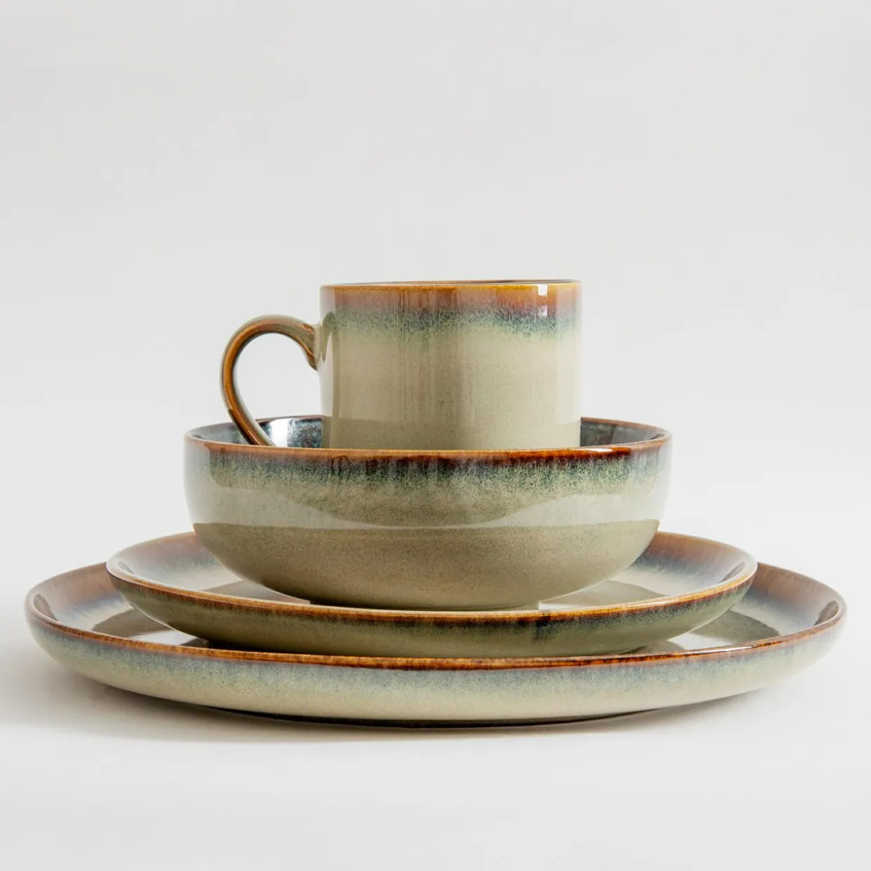 Talerz deserowy ceramiczny AURORA 21,5 cm