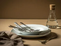 Talerz obiadowy porcelanowy QUADRO biały 26,7x25 cm